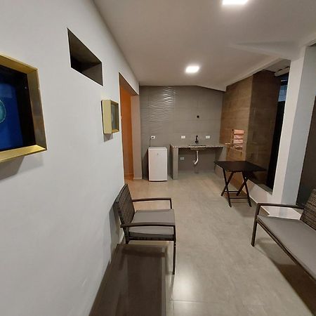 Pousada Praia Cia, Piscina, Centro, Estacionamento, Wifi, Saida Ate As 16H Bertioga Rum bild